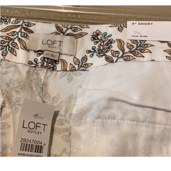 NWT “Loft” Mid Rise Shorts 4” - Picture 3 of 7